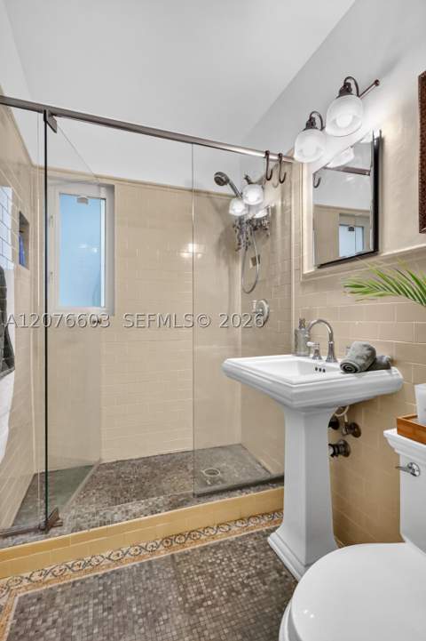 704 NE 88th St, Miami FL - photo 19 of 30