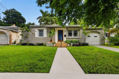 704 NE 88th St, Miami FL - photo 20 of 30