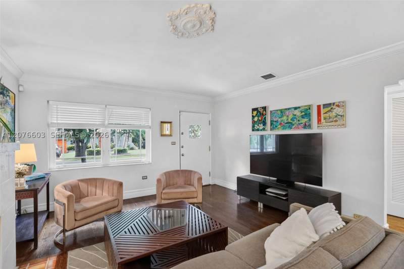 2 bedroom SingleFamilyResidence at 704 NE 88th St, North Shore Crest, Miami — photo 5