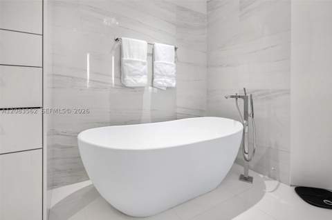 100 S Pointe Dr 1409/10, Miami Beach FL - photo 20 of 23