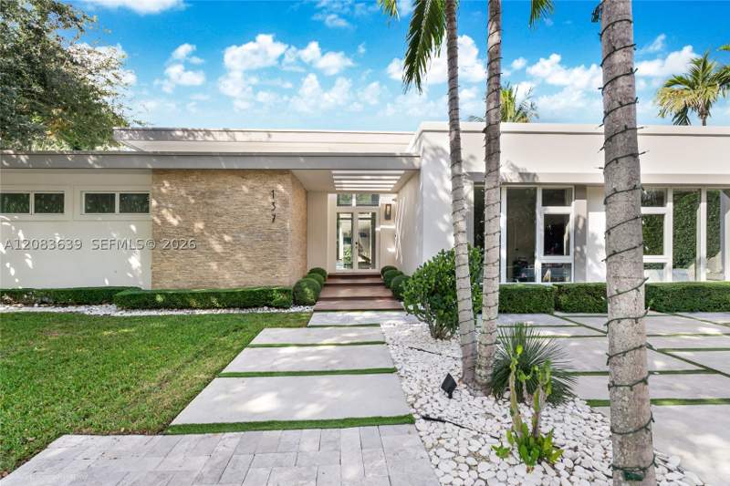 5 bedroom SingleFamilyResidence at 137 W Shore Dr, Bay Heights 1st Addn, Miami — photo 4