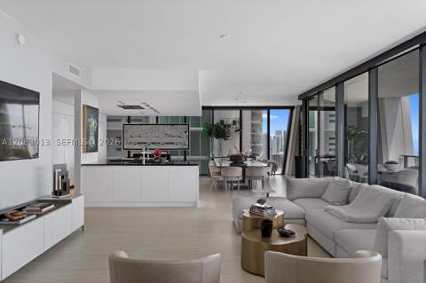 1000 Biscayne Blvd 3402, Miami FL - photo 10 of 45