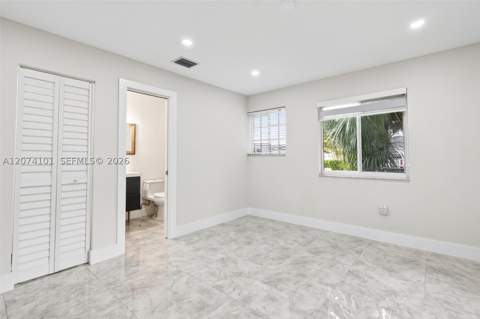 3197 W 79th Pl, Hialeah FL - photo 10 of 33
