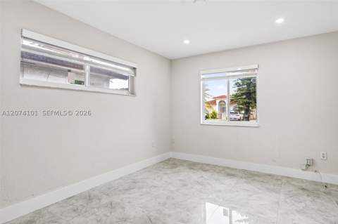 3197 W 79th Pl, Hialeah FL - photo 12 of 33