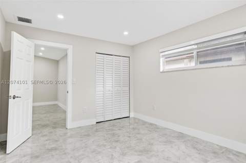 3197 W 79th Pl, Hialeah FL - photo 13 of 33
