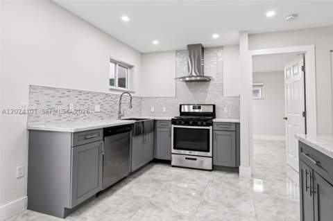 3197 W 79th Pl, Hialeah FL - photo 19 of 33
