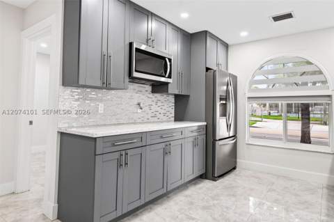 3197 W 79th Pl, Hialeah FL - photo 20 of 33