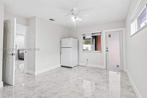 3197 W 79th Pl, Hialeah FL - photo 21 of 33