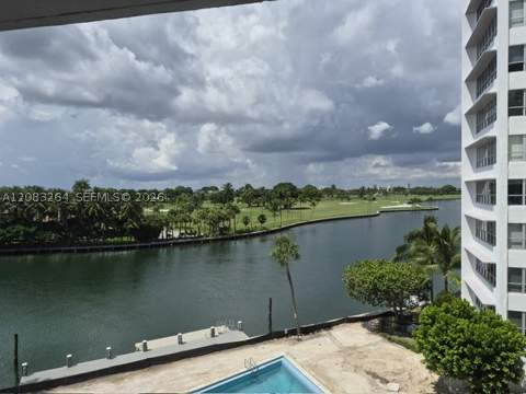 9100 W Bay Harbor Dr 5B, Bay Harbor Islands FL - photo 10 of 28