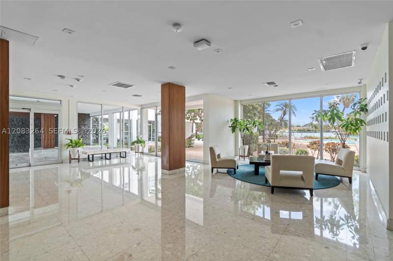 1 bedroom Condominium at 9100 W Bay Harbor Dr 5B, Blair House Condo - West, Bay Harbor Islands — photo 4