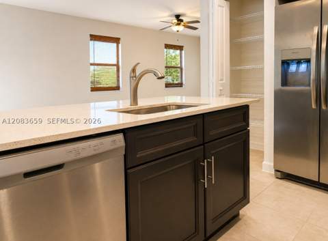 1100 SE 26th Ter, Homestead FL - photo 10 of 27