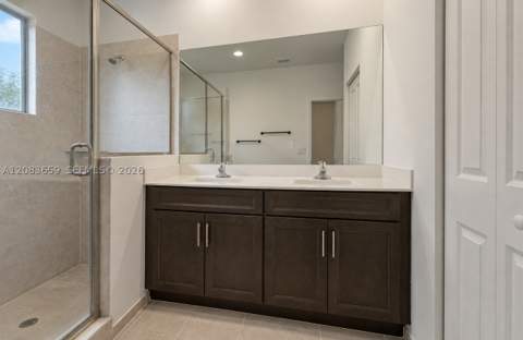 1100 SE 26th Ter, Homestead FL - photo 17 of 27