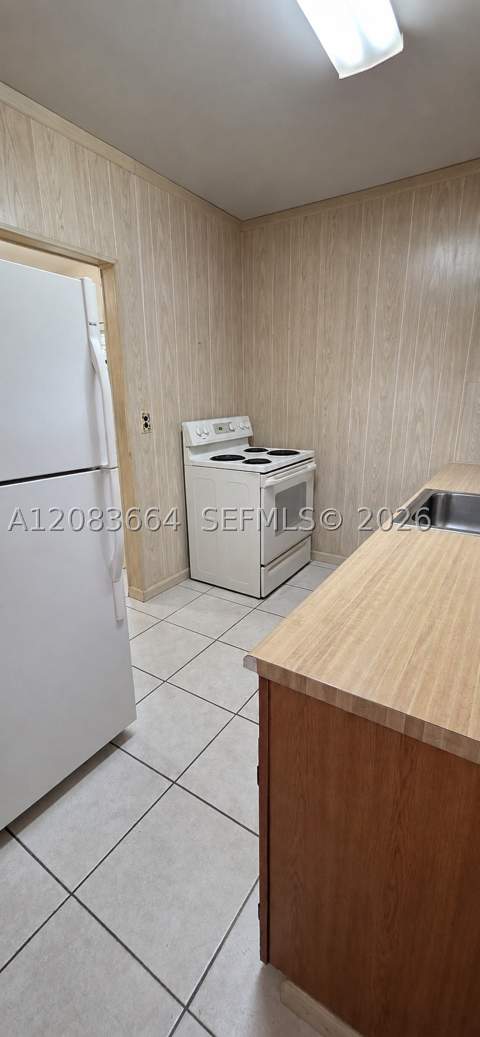 126 W 35th St, Hialeah FL - photo 6 of 18