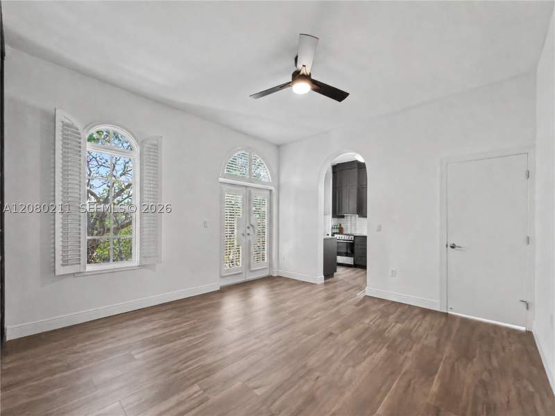 1 bedroom Condominium at 111 Edgewater Dr 3B, Dakota Condo, Coral Gables — photo 4