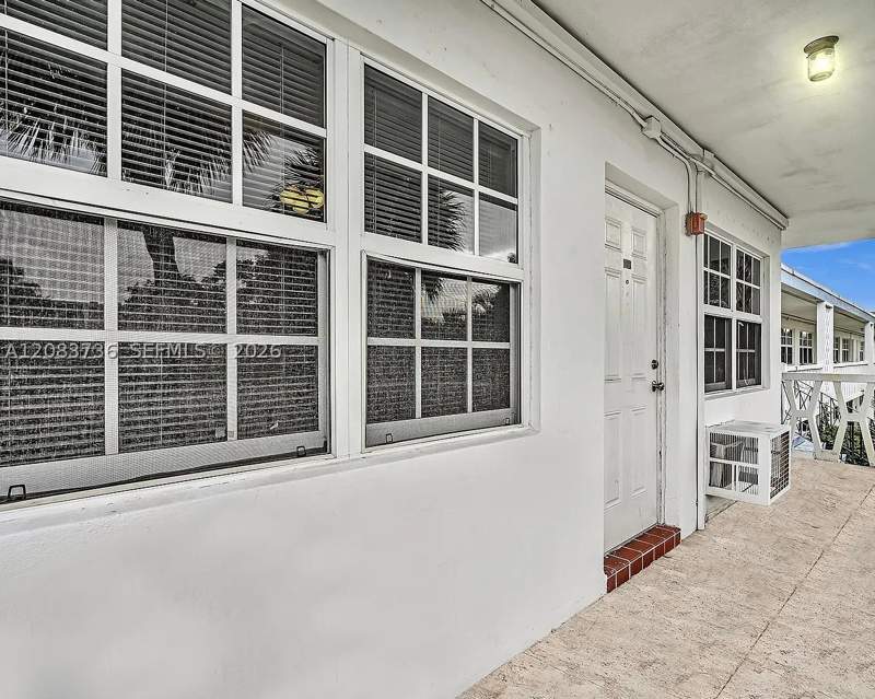 2 bedroom Condominium at 1451 NE 170th St 201A, Colonial Court Condo Bldg, North Miami Beach — photo 2