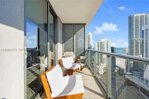 45 SW 9th St 3405, Miami FL - photo 17 of 32