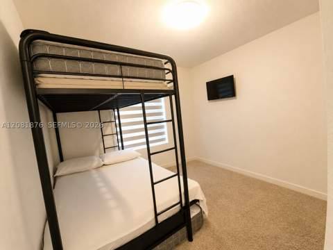 489 NE 4th St, Florida City FL - photo 12 of 37