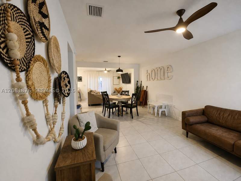 4 bedroom Townhouse at 489 NE 4th St, Fvp Subdivision, Florida City — photo 4