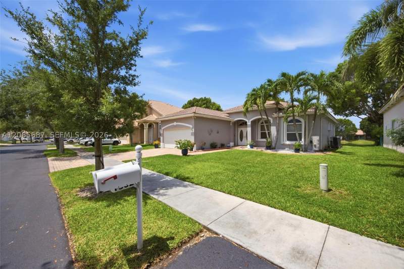 3 bedroom SingleFamilyResidence at 1920 SE 17th Ave, Keys Landing, Homestead — photo 3