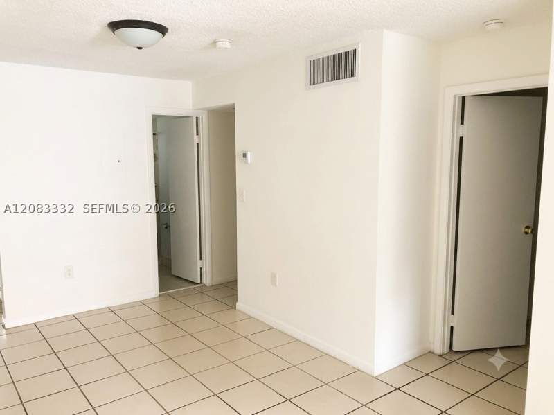 2 bedroom Condominium at 2775 W 62nd St 106, Residencial El Prado Cond, Hialeah — photo 2