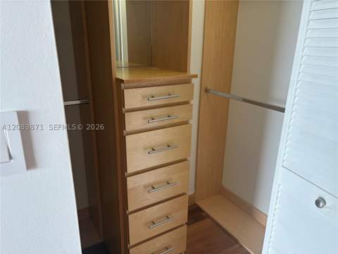 1800 N Bayshore Dr 3601, Miami FL - photo 22 of 56