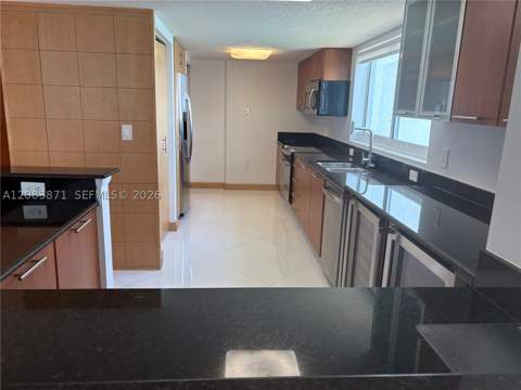 1800 N Bayshore Dr 3601, Miami FL - photo 6 of 56