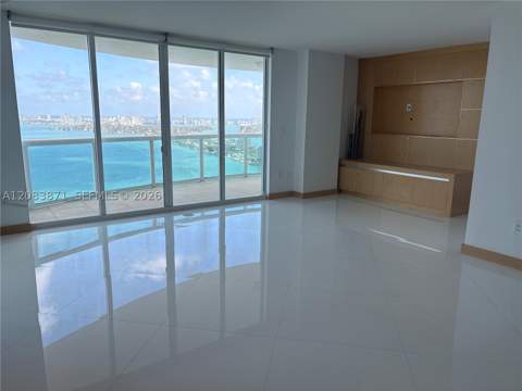 1800 N Bayshore Dr 3601, Miami FL - photo 8 of 56