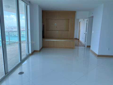 1800 N Bayshore Dr 3601, Miami FL - photo 9 of 56