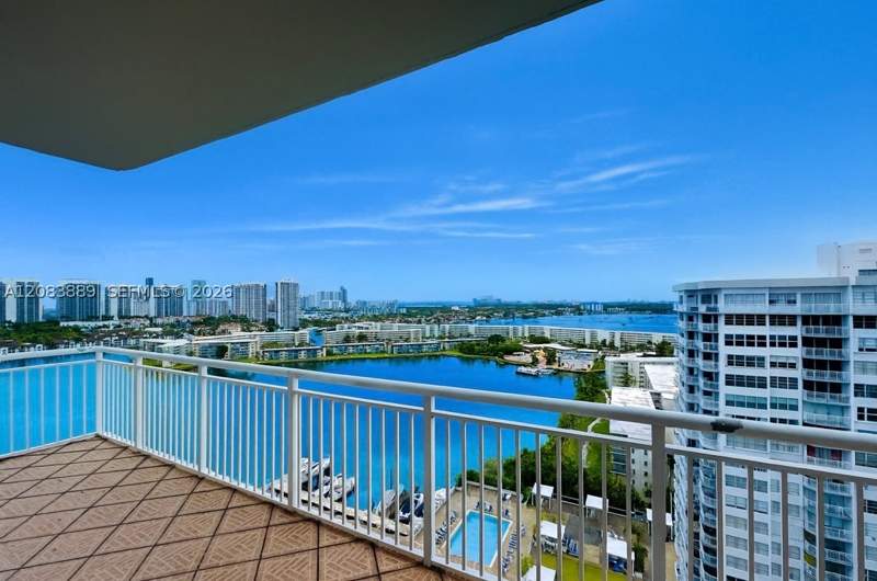 3 bedroom Condominium at 18071 Biscayne Blvd Ph04 & Ph03, Del Prado, Aventura — photo 2
