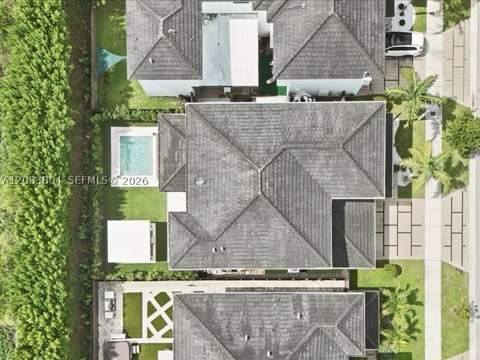 15603 NW 88th Ave, Miami Lakes FL - photo 10 of 33