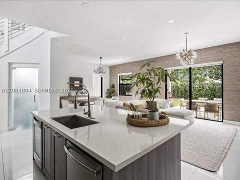 15603 NW 88th Ave, Miami Lakes FL - photo 18 of 33