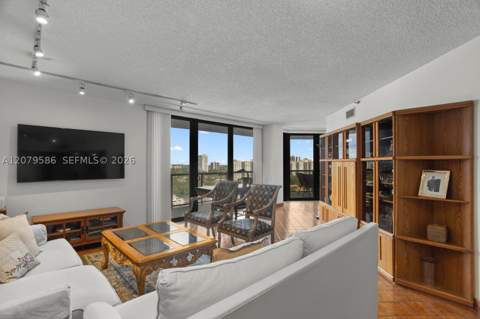 19667 W Turnberry Way 15-G, Aventura FL - photo 12 of 21