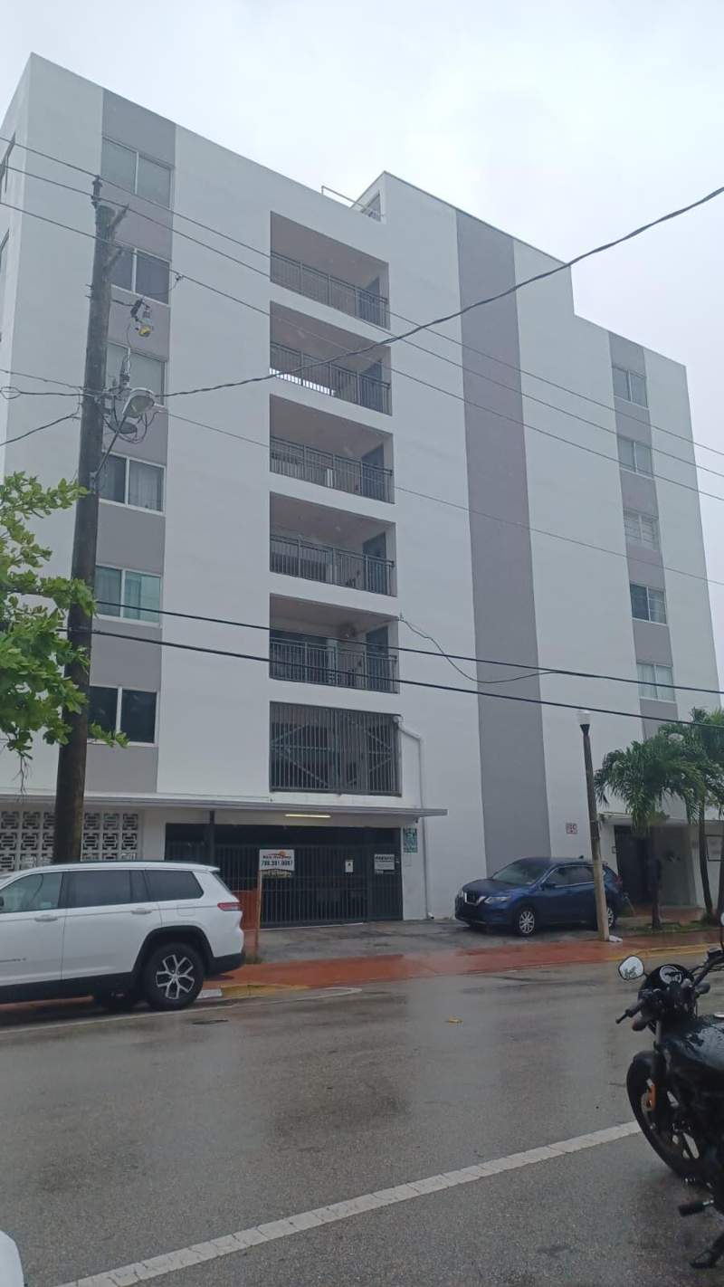 2 bedroom Condominium at 8001 N Crespi Boulevard 2C, Domino One Condo, Miami Beach — photo 2