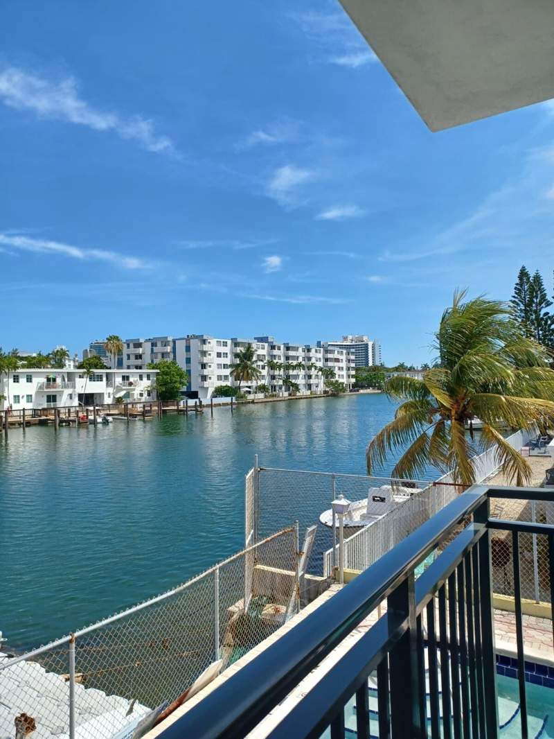 2 bedroom Condominium at 8001 N Crespi Boulevard 2C, Domino One Condo, Miami Beach — photo 3