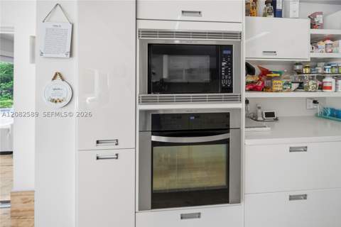 9448 NW 54th Doral Cir Ln, Doral FL - photo 12 of 50