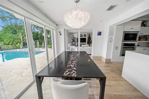 9448 NW 54th Doral Cir Ln, Doral FL - photo 14 of 50