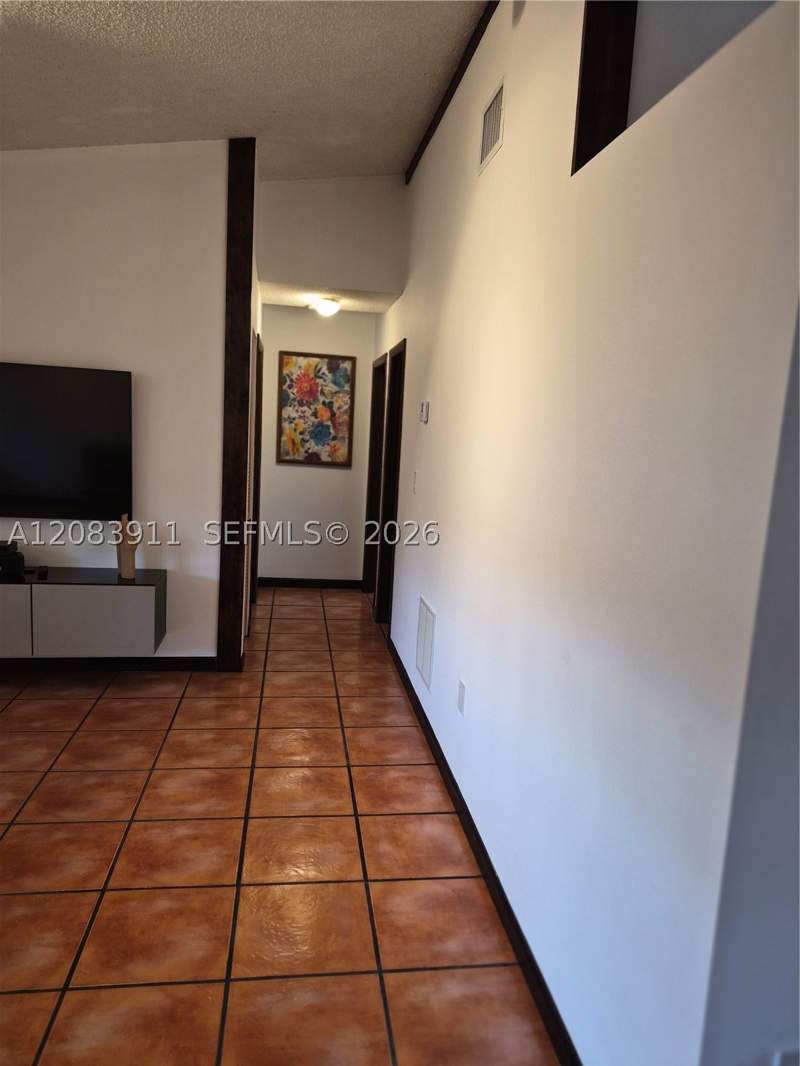2 bedroom Townhouse at 8433 SW 147th Pl, Kendale Lakes West Townho, Miami — photo 4