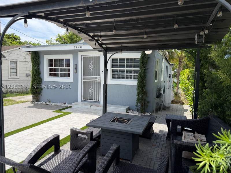 3 bedroom SingleFamilyResidence at 2440 NW 57th St, Syrola Pines, Miami — photo 3