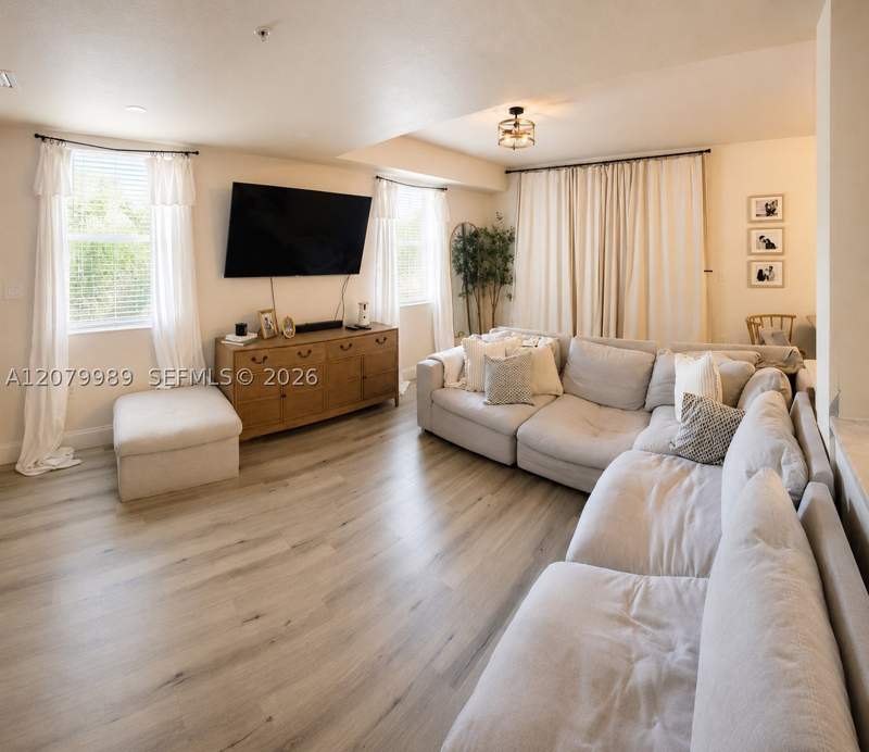 3 bedroom Condominium at 10902 NW 83rd St 223, Promenade Shores At Doral, Doral — photo 4