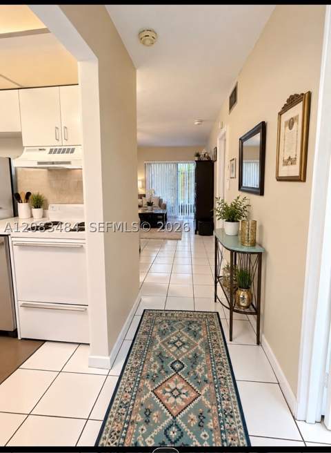 9631 SW 77 Av 101 C, Miami FL - photo 8 of 18