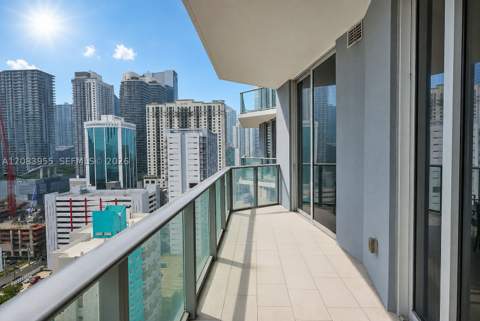 1010 SW 2nd Ave 2005, Miami FL - photo 11 of 18
