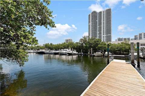 3400 NE 192nd St Ph7, Aventura FL - photo 13 of 19
