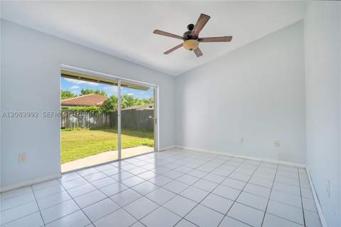 15421 SW 177th Ter, Miami FL - photo 10 of 22