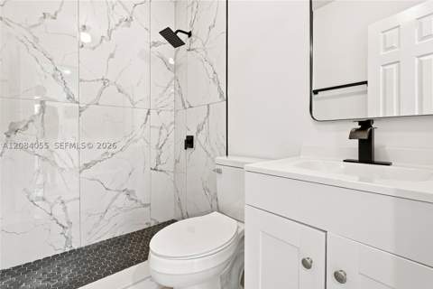 4795 E 8th Ct, Hialeah FL - photo 12 of 27