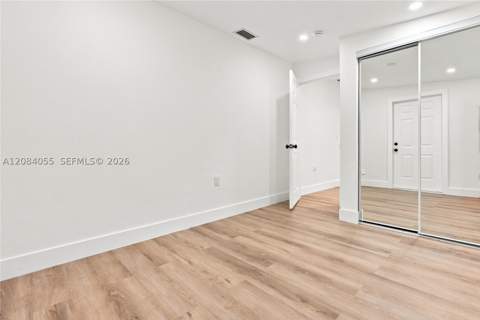 4795 E 8th Ct, Hialeah FL - photo 17 of 27