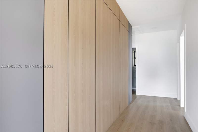 2 bedroom SingleFamilyResidence at 1260 NE 155th St, Fulford By The Sea Sec J, North Miami Beach — photo 3