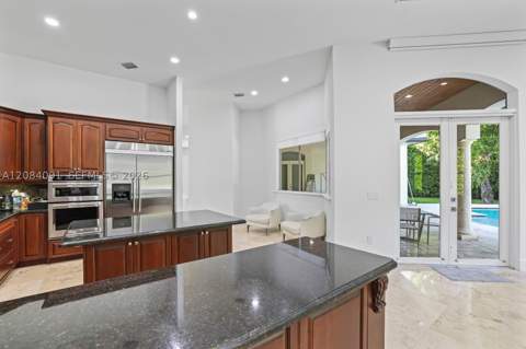 8095 SW 187th St, Cutler Bay FL - photo 11 of 39