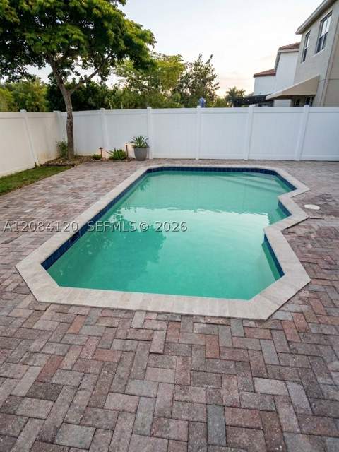 878 NE 191st St, Miami FL - photo 15 of 22