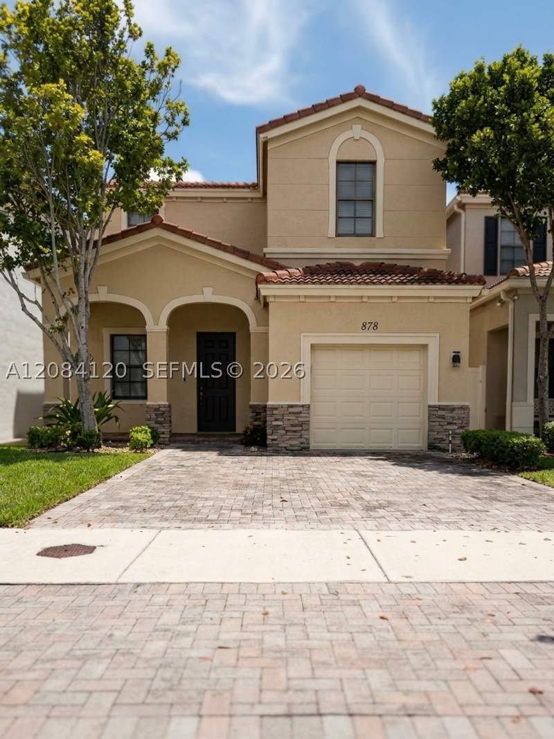3 bedroom SingleFamilyResidence at 878 NE 191st St, Champion Lakes, Miami — photo 2