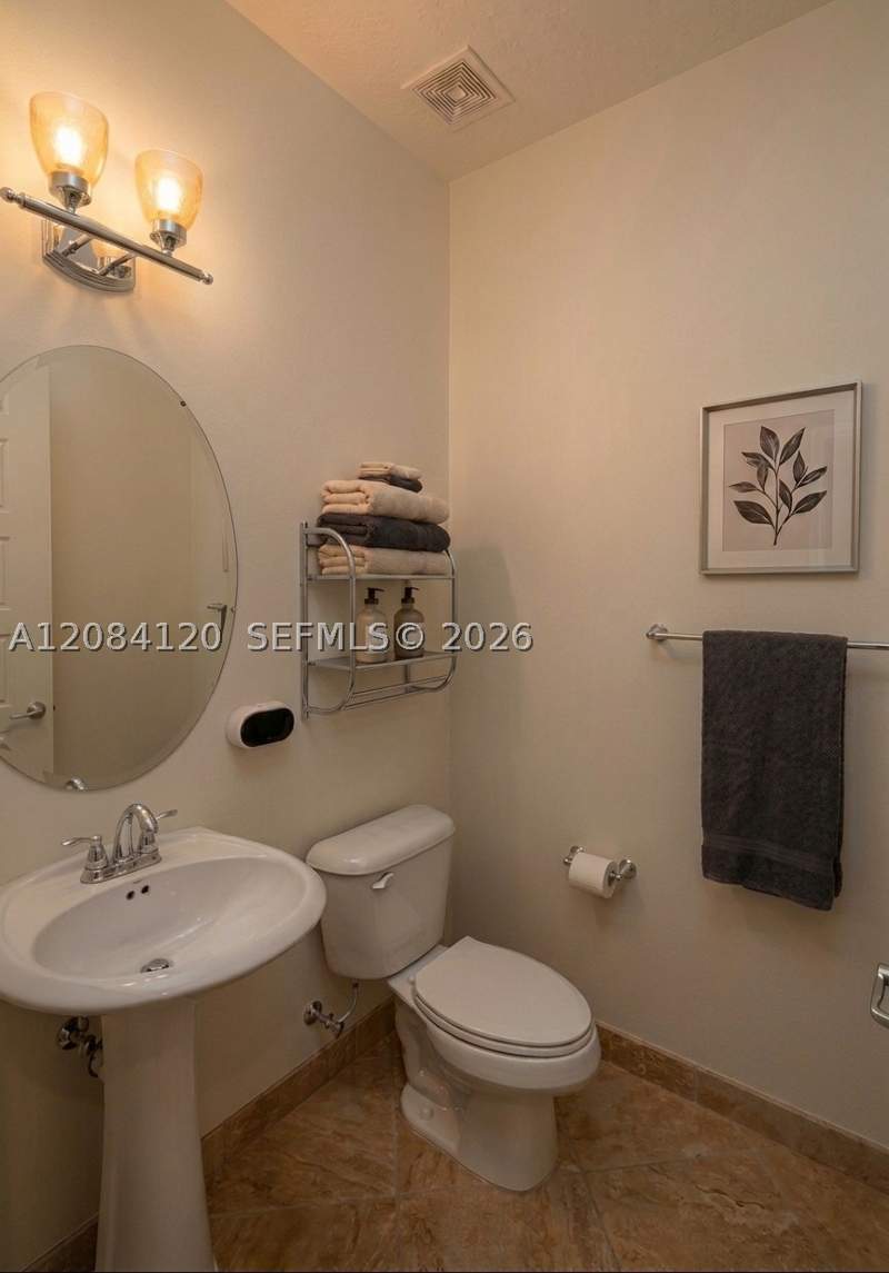 3 bedroom SingleFamilyResidence at 878 NE 191st St, Champion Lakes, Miami — photo 5